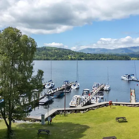 Tranquil Waters Holiday home Windermere