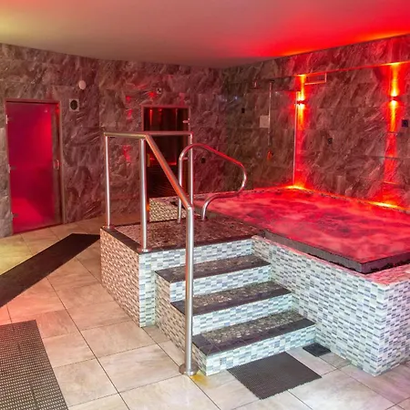 度假居 Tranquil Waters 温德米尔