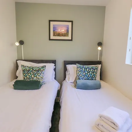 Tranquil Waters 度假居 温德米尔