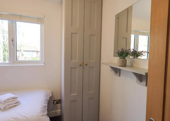 Tranquil Waters * 温德米尔