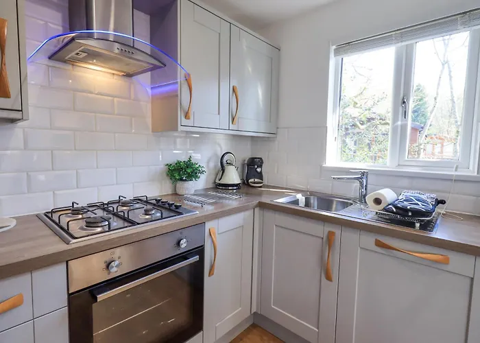 Tranquil Waters * 温德米尔