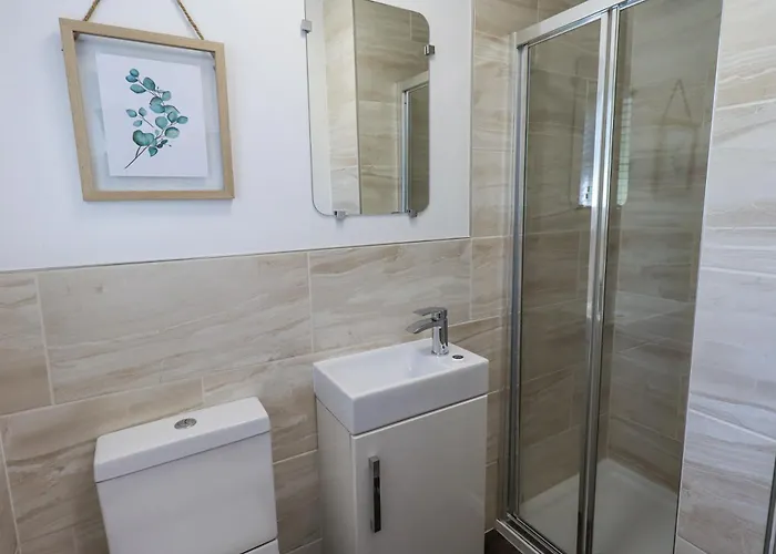 Tranquil Waters 温德米尔