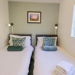 Tranquil Waters Semesterbostad Windermere